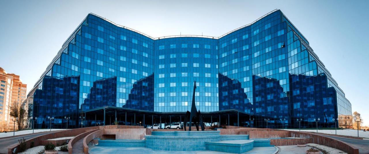 Atyraū River Palace Hotel מראה חיצוני תמונה