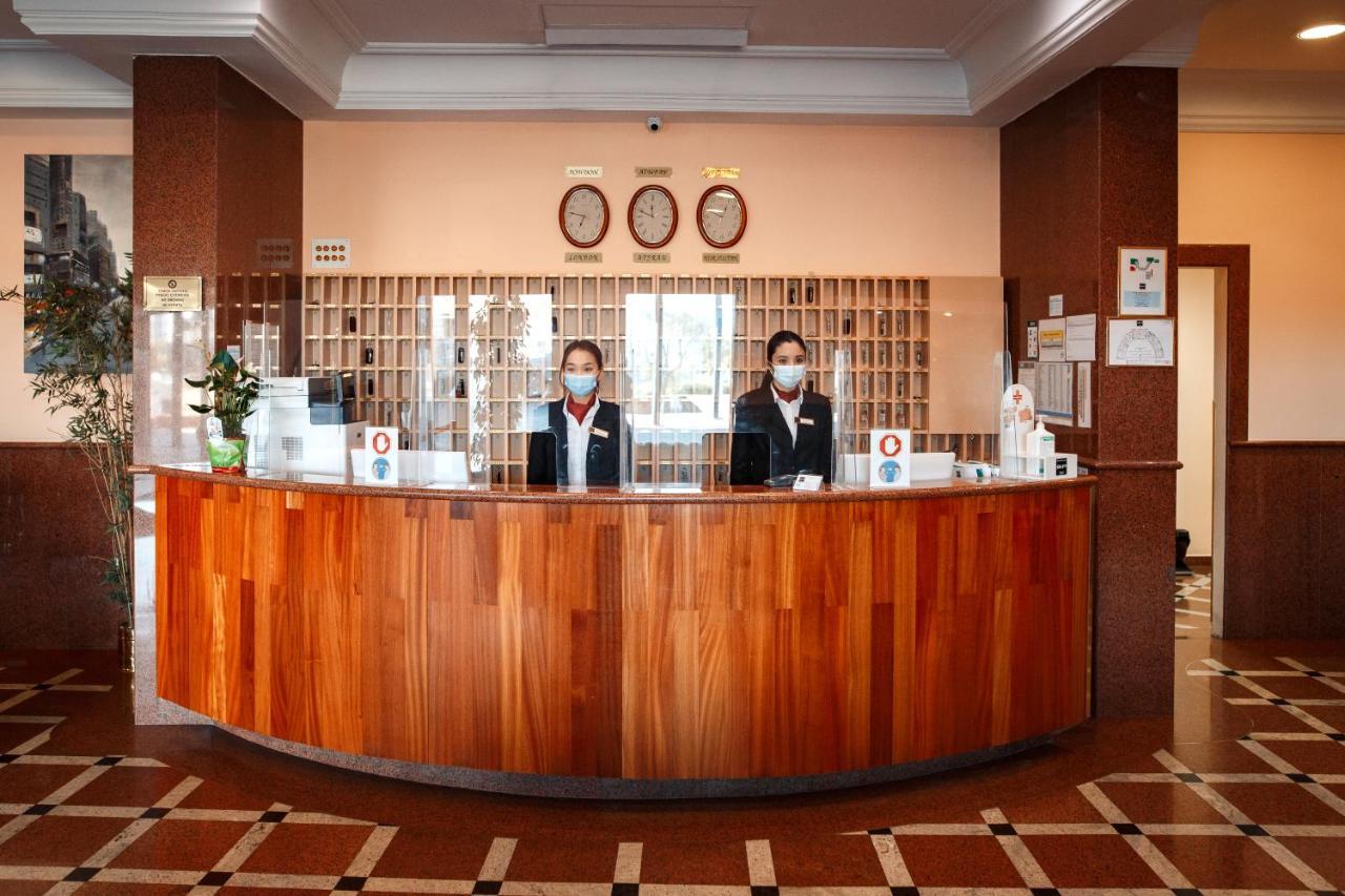 Atyraū River Palace Hotel מראה חיצוני תמונה