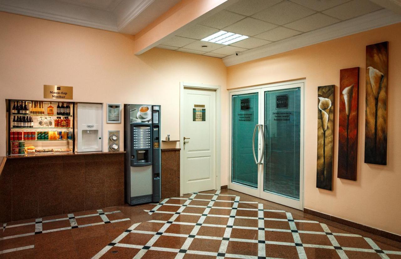 Atyraū River Palace Hotel מראה חיצוני תמונה